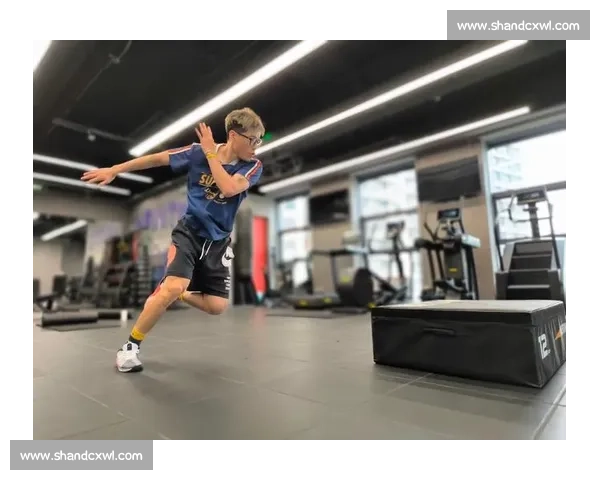 从普通弹跳到单手扣篮的爆发力训练路径与实战进阶技巧解析